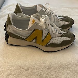 New Balance 327 unisex Trainers